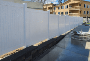 white vinyl fencing